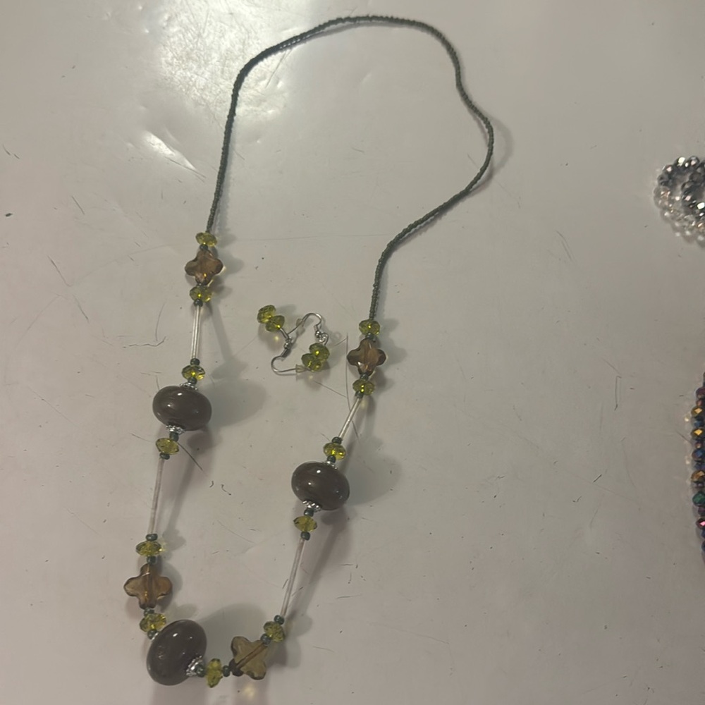 Green costume jewelry - necklace and earrings